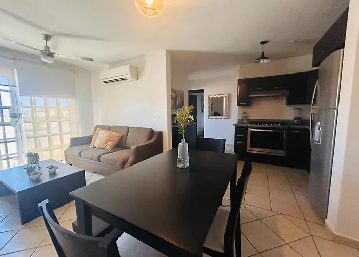 Cabo Getaway Pool 2 Bedrooms Apartment